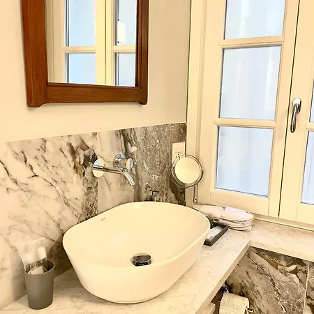 Garibaldi Apartman *