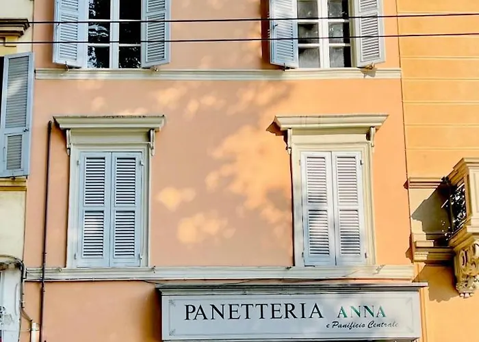 Apartment Garibaldi Parma